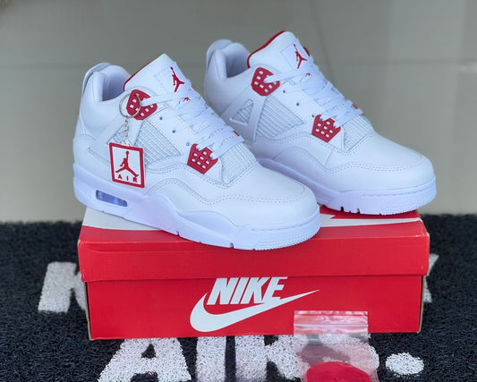 JORDAN RETRO 4