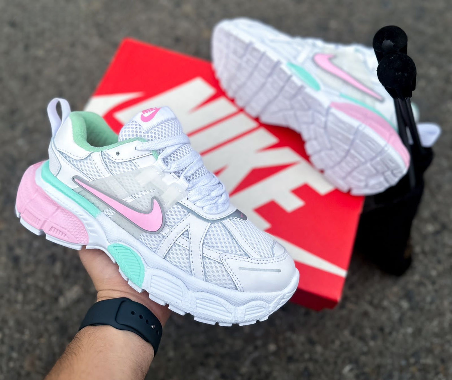 SÚPER PROMO NIKE V2K 2 PARES X 220 MIL + ENVÍO GRATIS + PAGAS AL RECIBIR