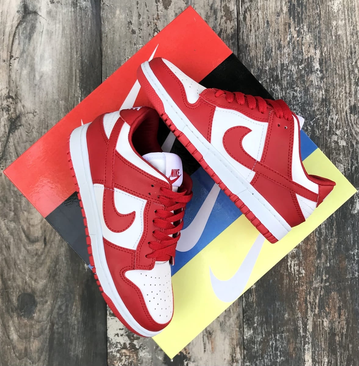 NIKE DUNK