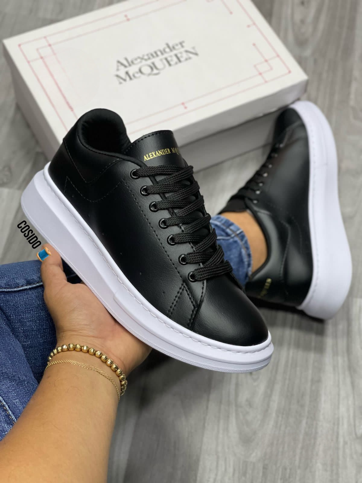 ALEXANDER MCQUEEN